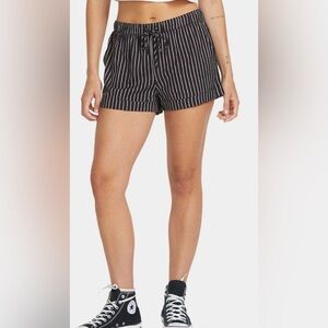 Volcom Women's Sunday Strut Shorts